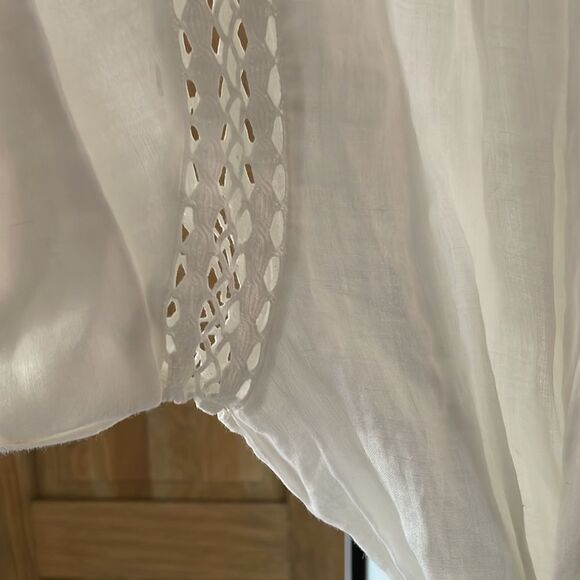 Frame button up short sleeve white with crochet belted dress medium - Picture 15 of 16